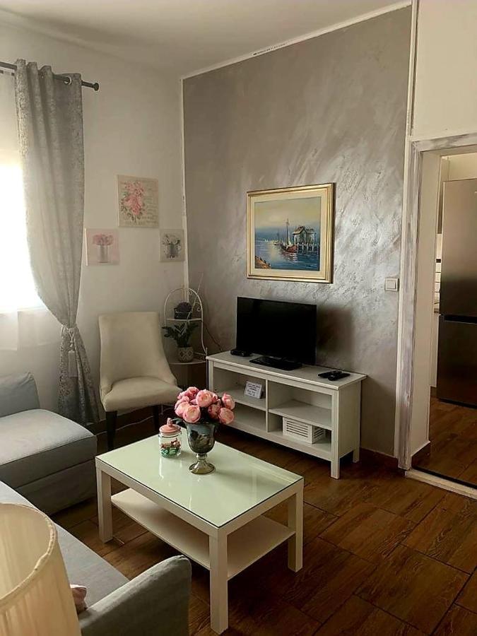 Studio Apartmant Leona With Parking Place Split Extérieur photo