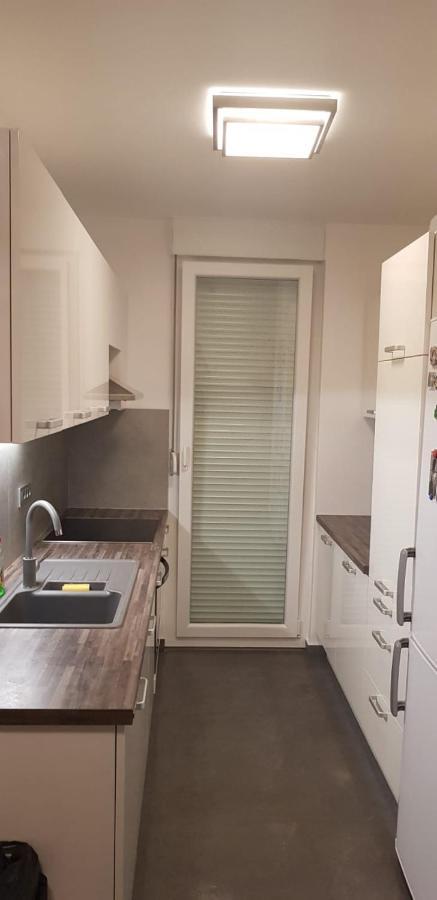 Studio Apartmant Leona With Parking Place Split Extérieur photo