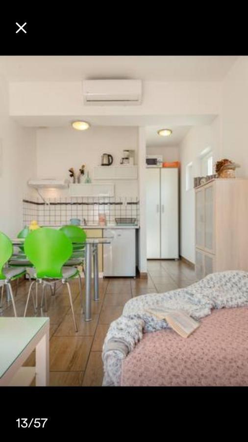 Studio Apartmant Leona With Parking Place Split Extérieur photo
