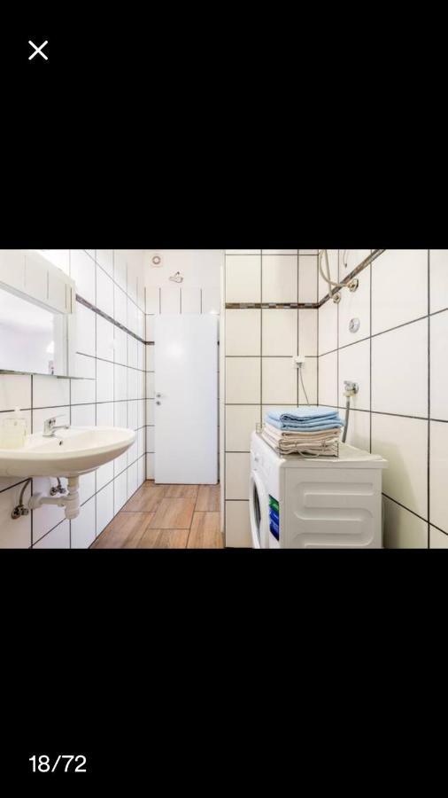 Studio Apartmant Leona With Parking Place Split Extérieur photo