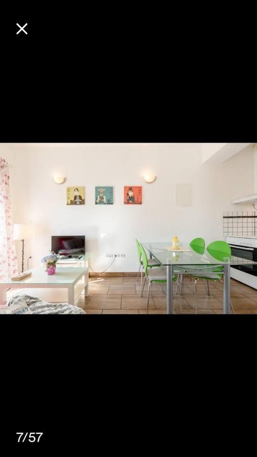 Studio Apartmant Leona With Parking Place Split Extérieur photo