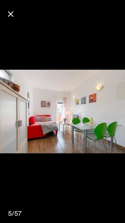 Studio Apartmant Leona With Parking Place Split Extérieur photo